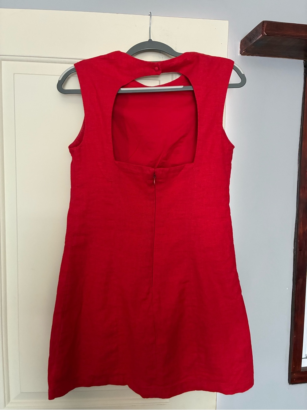 Abercrombie & Fitch Linen-Blend Shell Red Mini Sleeveless Backless Dress in Red - Picture 4 of 6